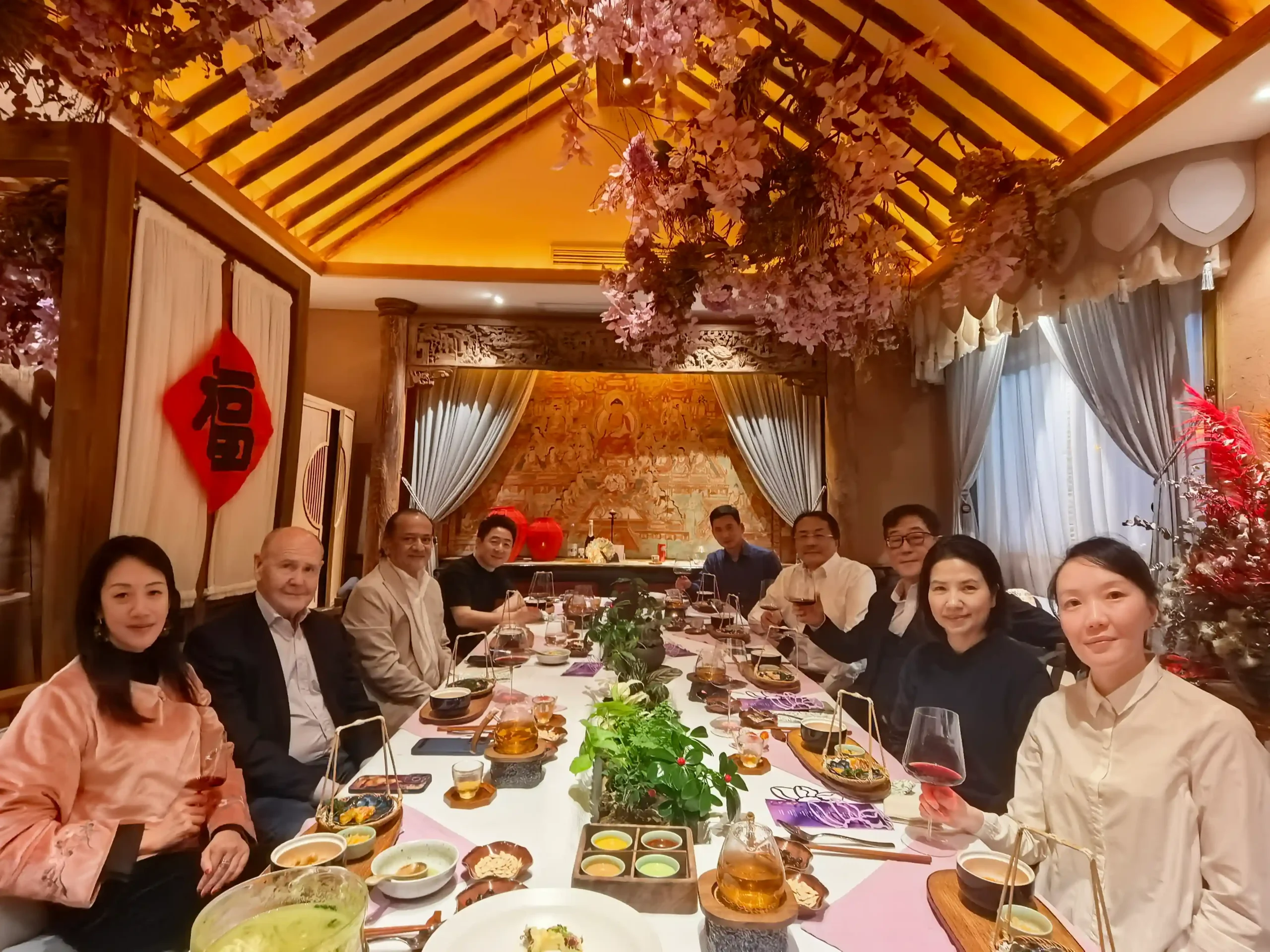 共话出海新路径——全球城市会客厅出席工作晚餐